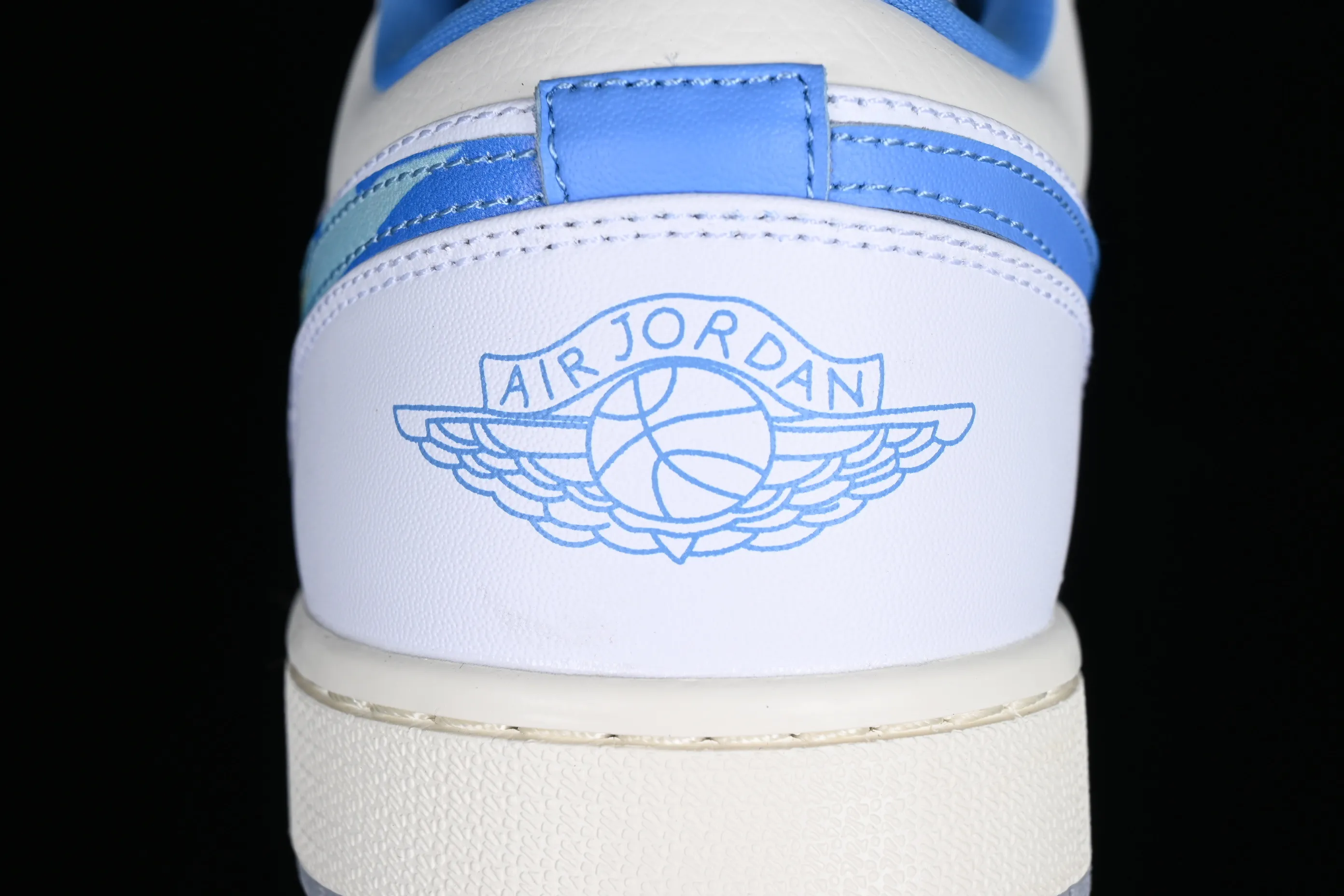 All categories Air Jordan Jordan series basketball shoes Air Jordan 1 Low Air Jordan 1 Low "Born To Fly" AJ1 Joe 1 blue and white flame FJ7219-441
